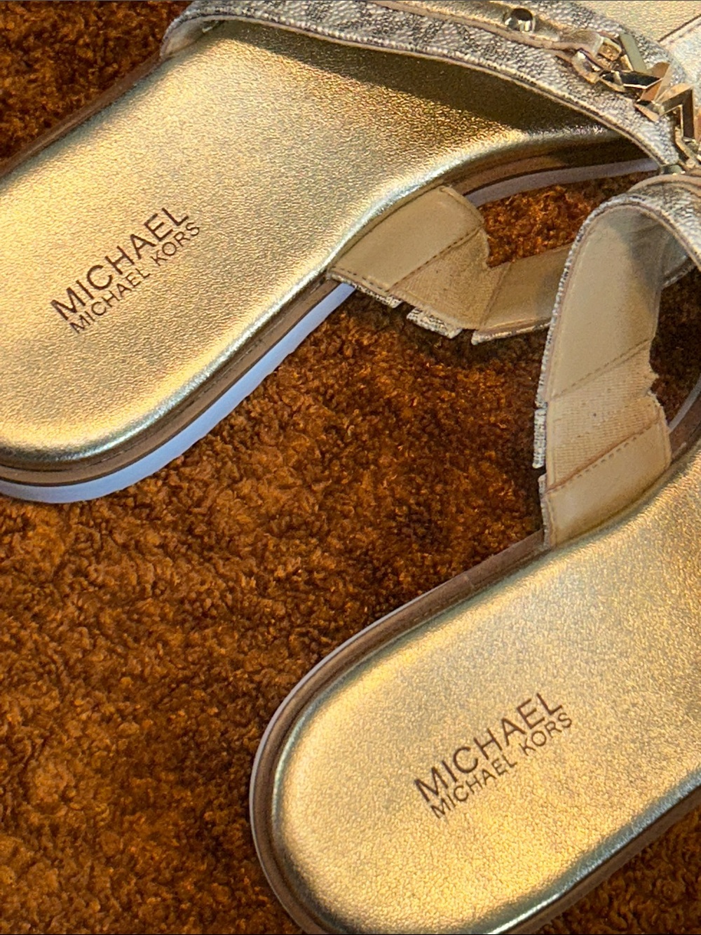 MICHAEL Michael Kors Metallic Gold Thong Sandals - Picture 4 of 5